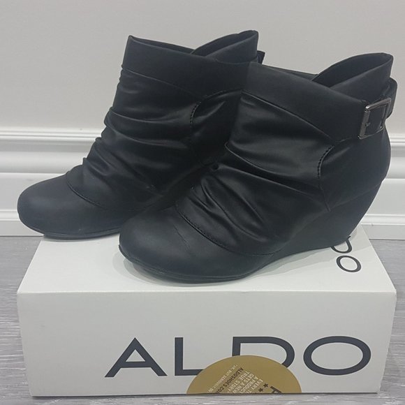 Ankle wedge boots - Picture 1 of 7
